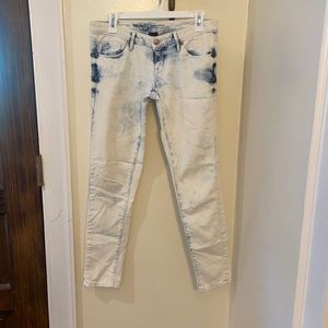 Mossimo acid wash low rise skinny jeans
